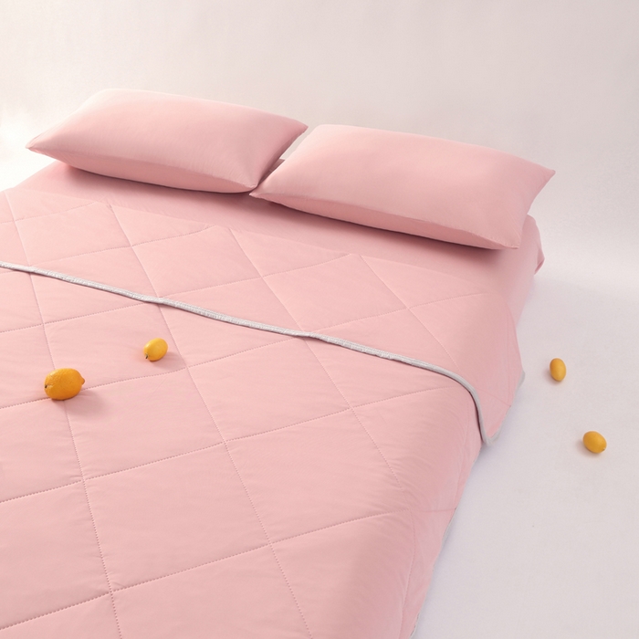 91家纺网 家纺一手货源 找家纺 （总）薇玛仕 2026新款超声波带氨凉感丝纯色瓜瓜凉感夏被空调被