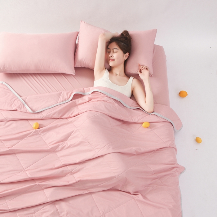 91家纺网 家纺一手货源 找家纺 （总）薇玛仕 2026新款超声波带氨凉感丝纯色瓜瓜凉感夏被空调被