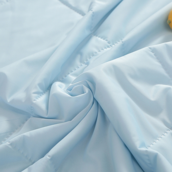 91家纺网 家纺一手货源 找家纺 薇玛仕 2026新款超声波带氨凉感丝纯色瓜瓜凉感夏被空调被 纯色天蓝