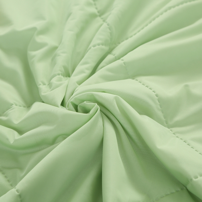 91家纺网 家纺一手货源 找家纺 薇玛仕 2026新款超声波带氨凉感丝纯色瓜瓜凉感夏被空调被 纯色果绿