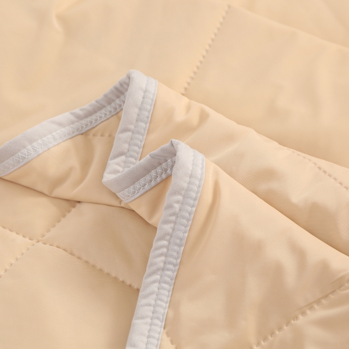 91家纺网 家纺一手货源 找家纺 薇玛仕 2026新款超声波带氨凉感丝纯色瓜瓜凉感夏被空调被 纯色浅咖