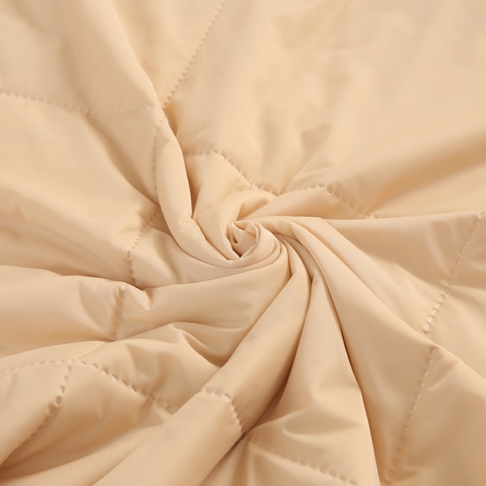 91家纺网 家纺一手货源 找家纺 薇玛仕 2026新款超声波带氨凉感丝纯色瓜瓜凉感夏被空调被 纯色浅咖