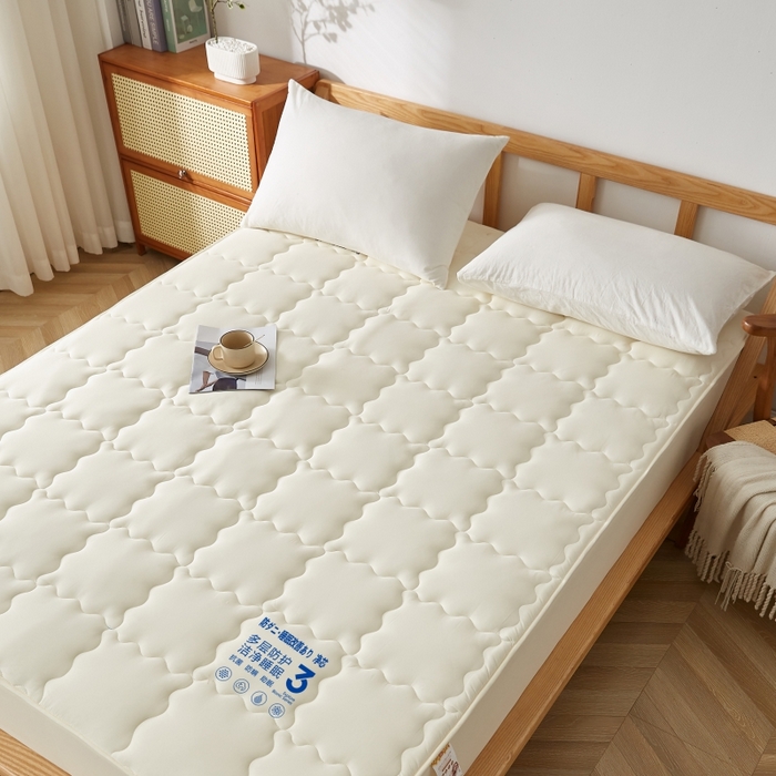 91家纺网 家纺一手货源 找家纺 伊赛家纺 2026新款抗菌防螨夹棉大方格床笠 米黄色