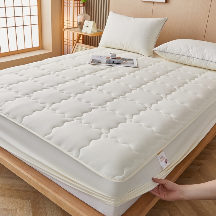 91家纺网 家纺一手货源 找家纺 伊赛家纺 2026新款抗菌防螨夹棉大方格床笠 米白色