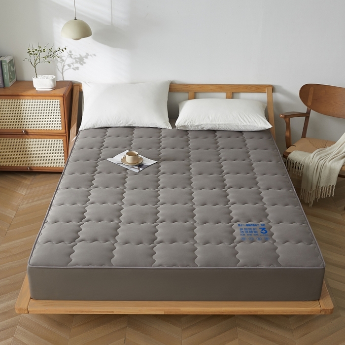 91家纺网 家纺一手货源 找家纺 伊赛家纺 2026新款抗菌防螨夹棉大方格床笠 经典灰