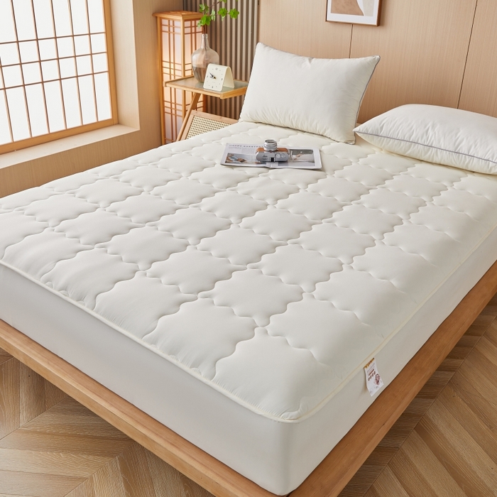 91家纺网 家纺一手货源 找家纺 伊赛家纺 2026新款抗菌防螨夹棉大方格床笠 米白色