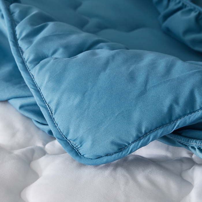 91家纺网 家纺一手货源 找家纺 伊赛家纺 2026新款抗菌防螨夹棉大方格床笠 深海蓝