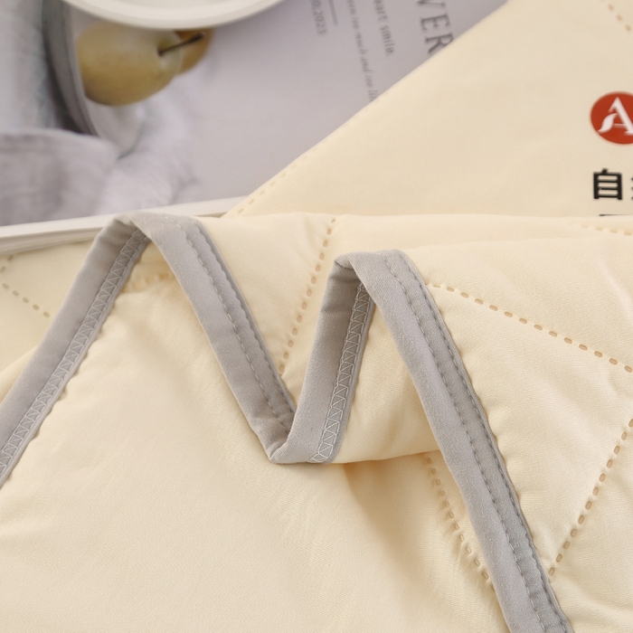 91家纺网 家纺一手货源 找家纺 薇玛仕 2026新款外贸跨境电商礼品烫画款超声波原棉大豆夏凉被空调被单双人薄被子 超声波--原棉米黄