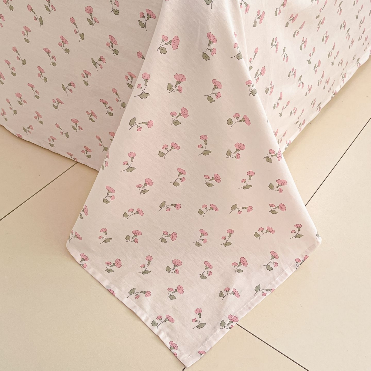 91家纺网 家纺一手货源 找家纺 女子家纺 2026新款全棉纯棉13070印花四件套单品系列 花漾