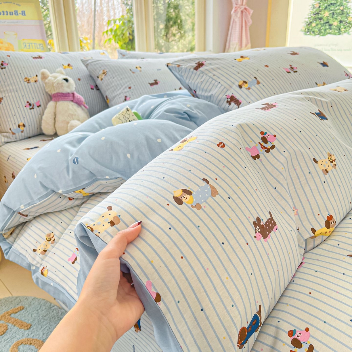 91家纺网 家纺一手货源 找家纺 女子家纺 2026新款全棉纯棉13070印花四件套单品系列 小狗没烦恼-蓝