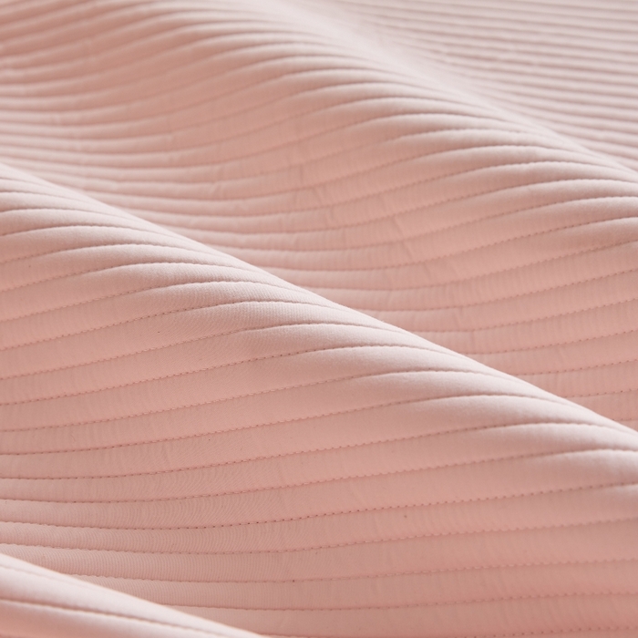 91家纺网 家纺一手货源 找家纺 伊赛家纺 2026新款条纹夹棉抗菌全包床笠 抗菌-粉玉条