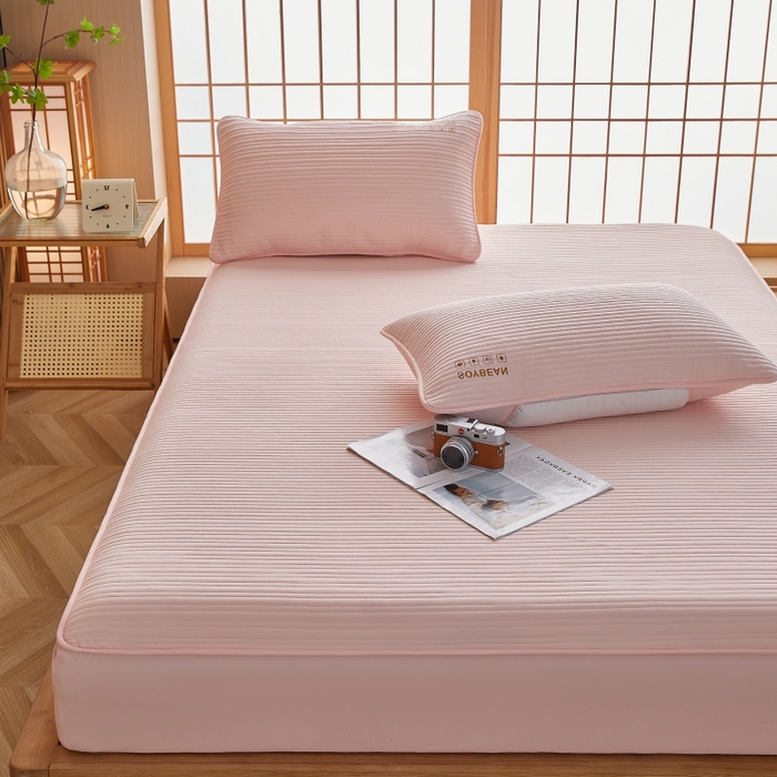 91家纺网 家纺一手货源 找家纺 伊赛家纺 2026新款条纹夹棉抗菌全包床笠 抗菌-粉玉条