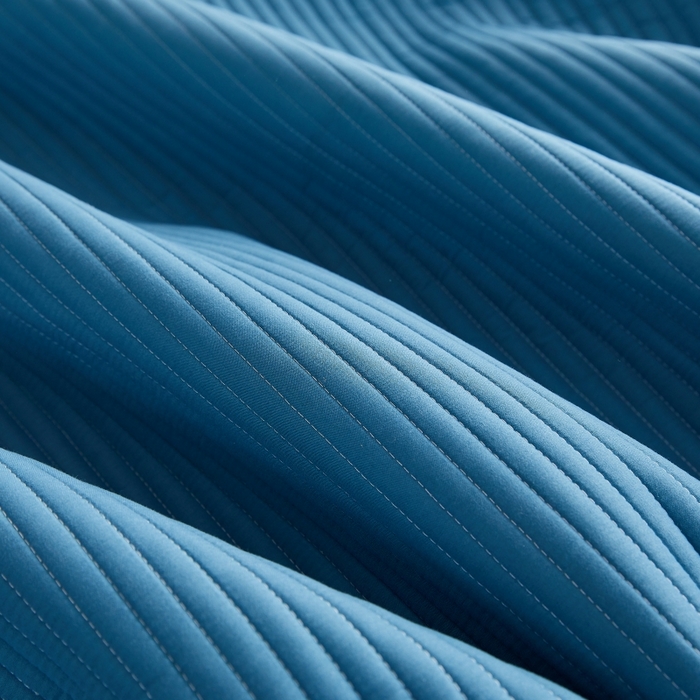 91家纺网 家纺一手货源 找家纺 伊赛家纺 2026新款条纹夹棉抗菌全包床笠 抗菌-雅蓝条