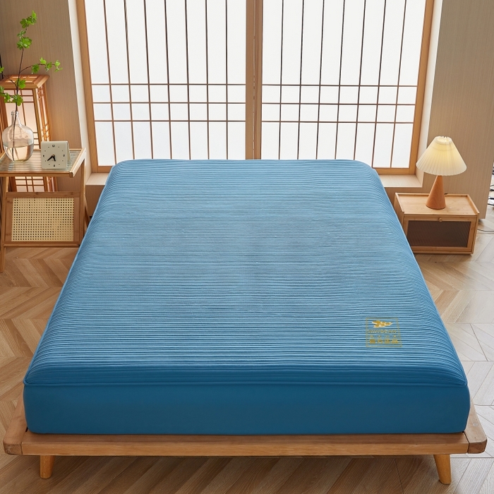 91家纺网 家纺一手货源 找家纺 伊赛家纺 2026新款条纹夹棉抗菌全包床笠 抗菌-雅蓝条