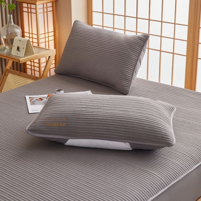 91家纺网 家纺一手货源 找家纺 伊赛家纺 2026新款条纹夹棉抗菌全包床笠 抗菌-雅灰条