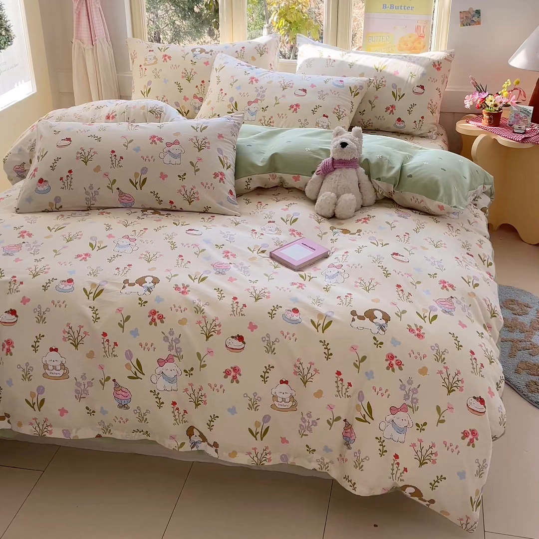 91家纺网 家纺一手货源 找家纺 女子家纺 2026新款全棉纯棉13070印花四件套单品系列 花园小狗