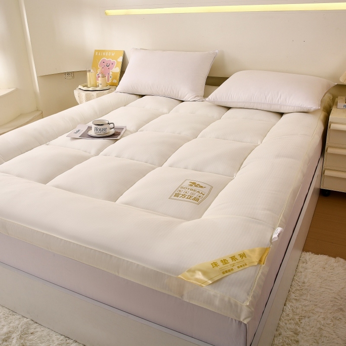 91家纺网 家纺一手货源 找家纺 伊赛家纺 2026新款亲肤磨毛大豆床褥床垫 白色
