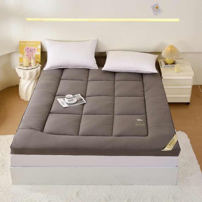 91家纺网 家纺一手货源 找家纺 伊赛家纺 2026新款亲肤磨毛大豆床褥床垫 灰色