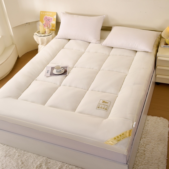 91家纺网 家纺一手货源 找家纺 伊赛家纺 2026新款亲肤磨毛大豆床褥床垫 白色