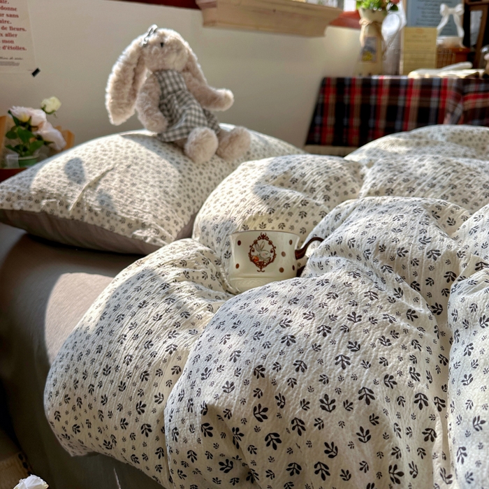 91家纺网 家纺一手货源 找家纺 人人爱家纺 2026新款复古印花小碎花四件套 浅花-米灰