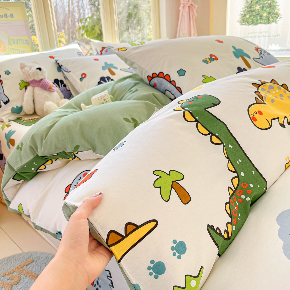 91家纺网 家纺一手货源 找家纺 女子家纺 2026新款全棉纯棉13070印花四件套单品系列 恐龙乐园