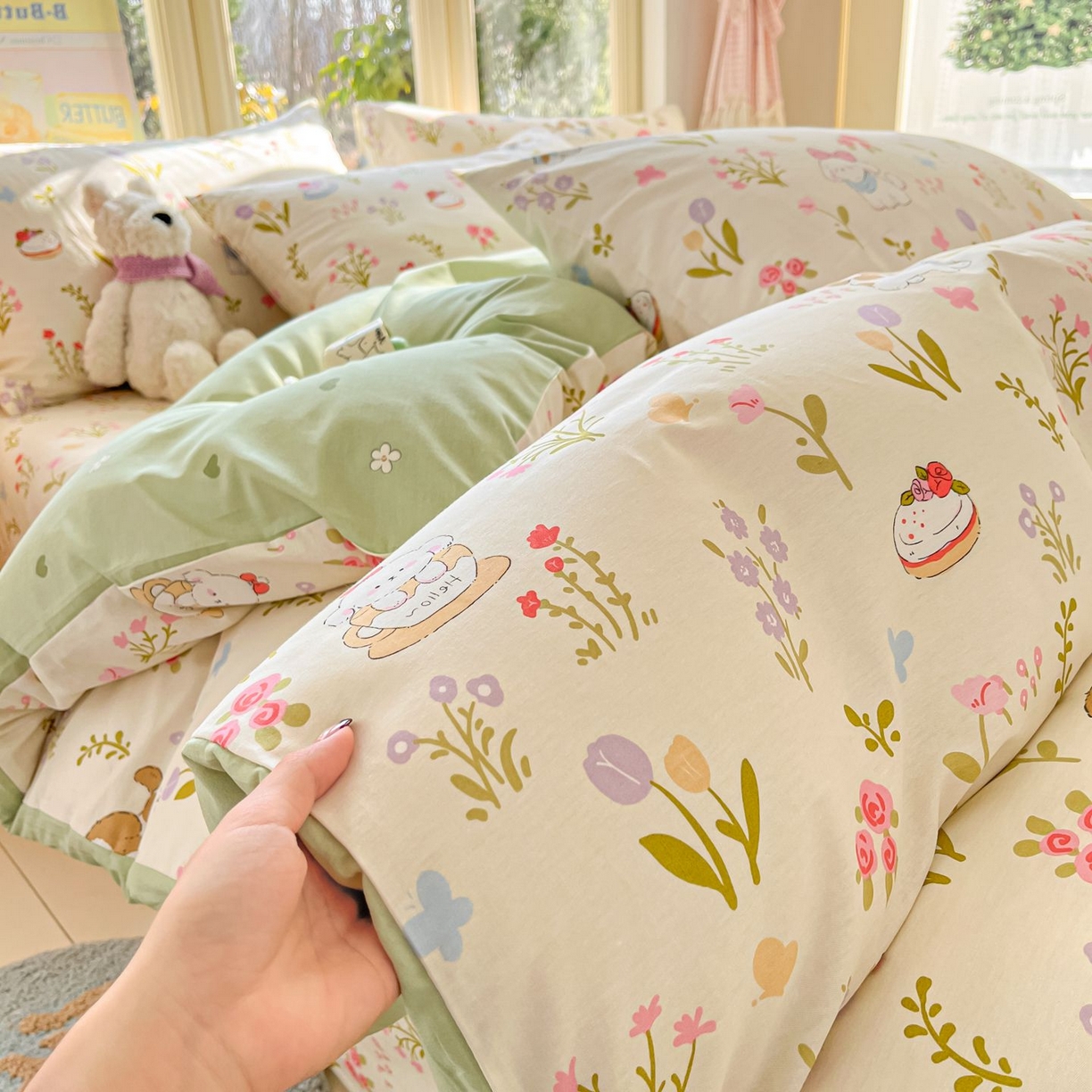 91家纺网 家纺一手货源 找家纺 女子家纺 2026新款全棉纯棉13070印花四件套单品系列 花园小狗