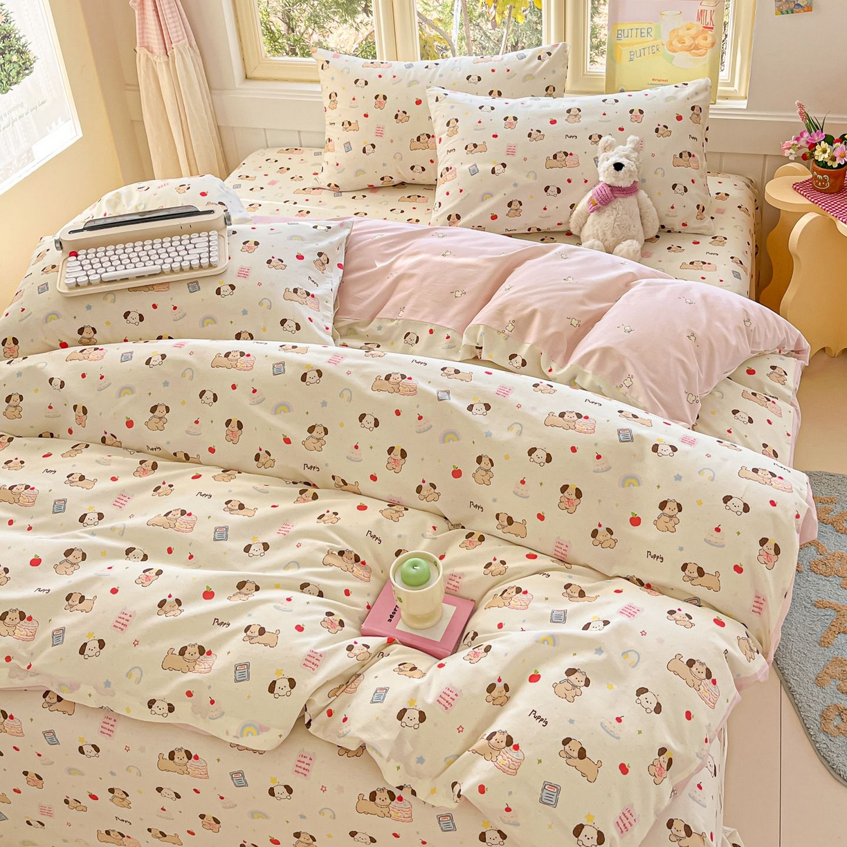 91家纺网 家纺一手货源 找家纺 女子家纺 2026新款全棉纯棉13070印花四件套单品系列 奶酪小狗