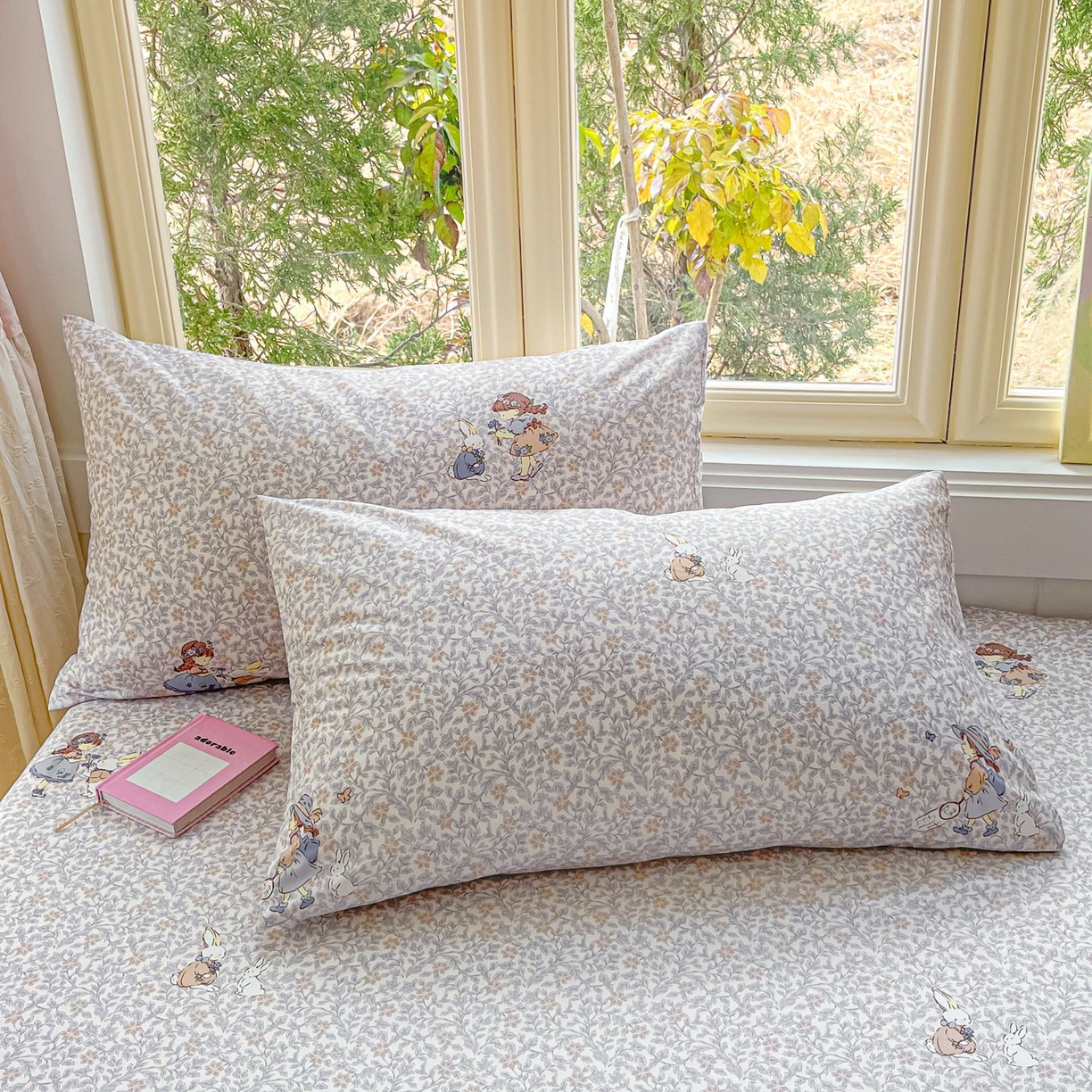 91家纺网 家纺一手货源 找家纺 女子家纺 2026新款全棉纯棉13070印花四件套单品系列 萌兔花园