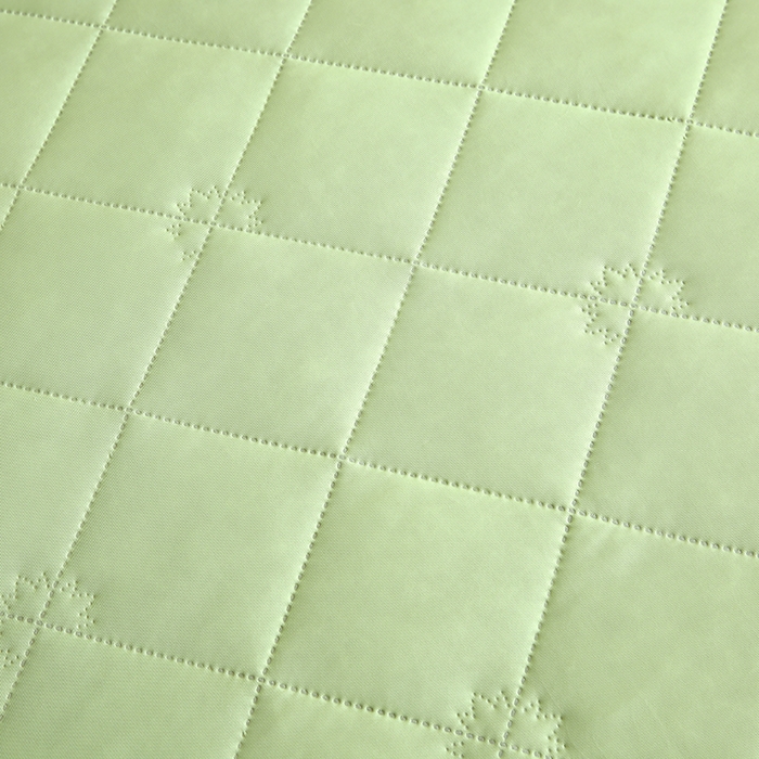 91家纺网 家纺一手货源 找家纺 伊赛家纺 2026新款有铵凉感丝夏被 黄绿