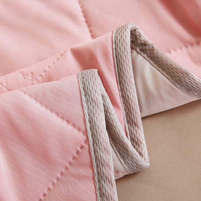 91家纺网 家纺一手货源 找家纺 伊赛家纺 2026新款有铵凉感丝夏被 亮粉