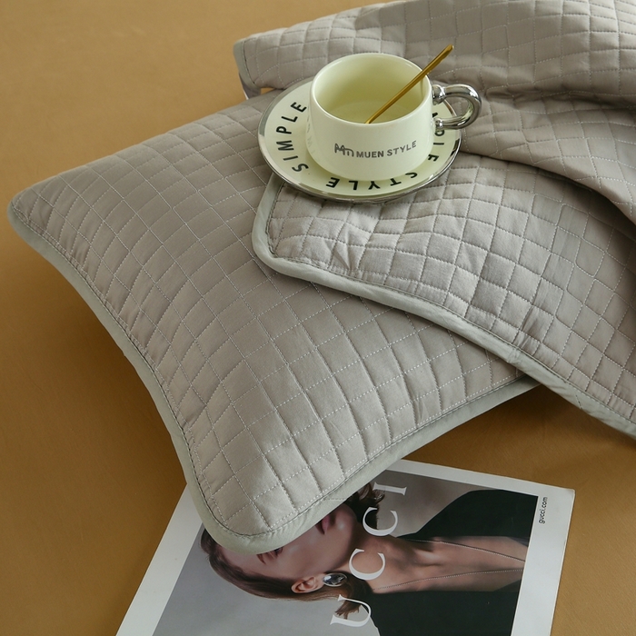 91家纺网 家纺一手货源 找家纺 伊赛家纺 2026新款外贸跨境夹棉全尺寸枕套 枕套全包灰色