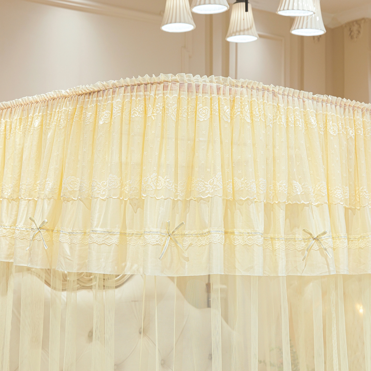 91家纺网 家纺一手货源 找家纺 梦尔佳蚊帐 2026新款浪漫双层花边蝴蝶结导轨蚊帐-花香其乐 花香其乐-奶黄