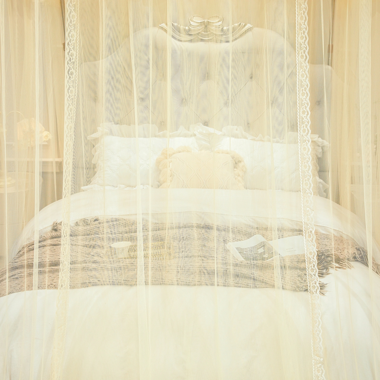 91家纺网 家纺一手货源 找家纺 梦尔佳蚊帐 2026新款浪漫双层花边蝴蝶结导轨蚊帐-花香其乐 花香其乐-奶黄