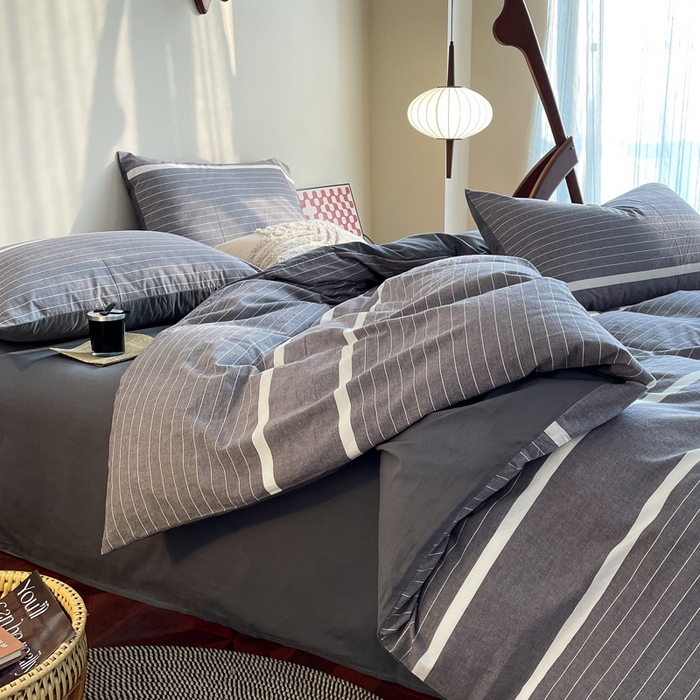 91家纺网 家纺一手货源 找家纺 春皖家纺 2026新款色织AB版水洗棉三件套四件套单品系列（四件套风格一） 素雅-灰条