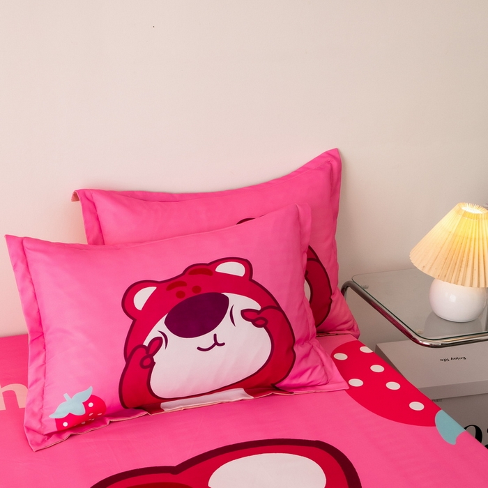 91家纺网 家纺一手货源 找家纺 一电 2026新品卡通床单床笠棕垫床套防尘罩席床垫保护套卡通儿童上下床床单床笠-第三批 草莓大雄