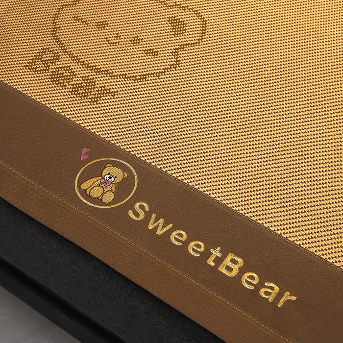 91家纺网 家纺一手货源 找家纺 （总）苏迪网销供货 2026新款冰藤席可爱熊刺绣款凉席藤席双面可用冰丝席