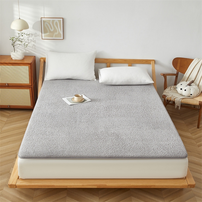 91家纺网 家纺一手货源 找家纺 （总）伊赛家纺 2026新款羊羔绒床垫