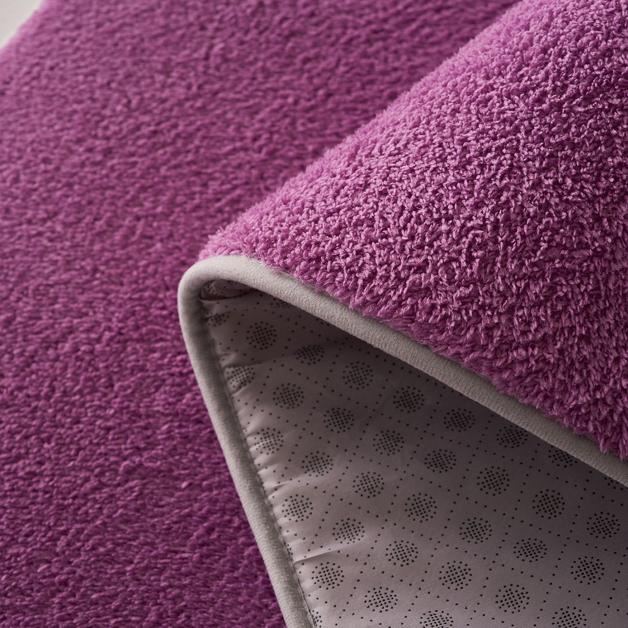 91家纺网 家纺一手货源 找家纺 伊赛家纺 2026新款羊羔绒床垫 紫色