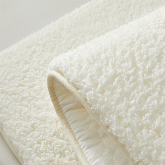 91家纺网 家纺一手货源 找家纺 伊赛家纺 2026新款羊羔绒床垫 白色