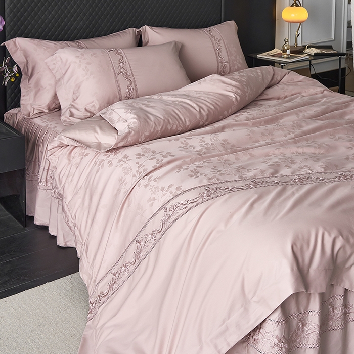 91家纺网 家纺一手货源 找家纺 （总）美达家纺 2026新款全棉纯棉60s提花绣花床裙四件套