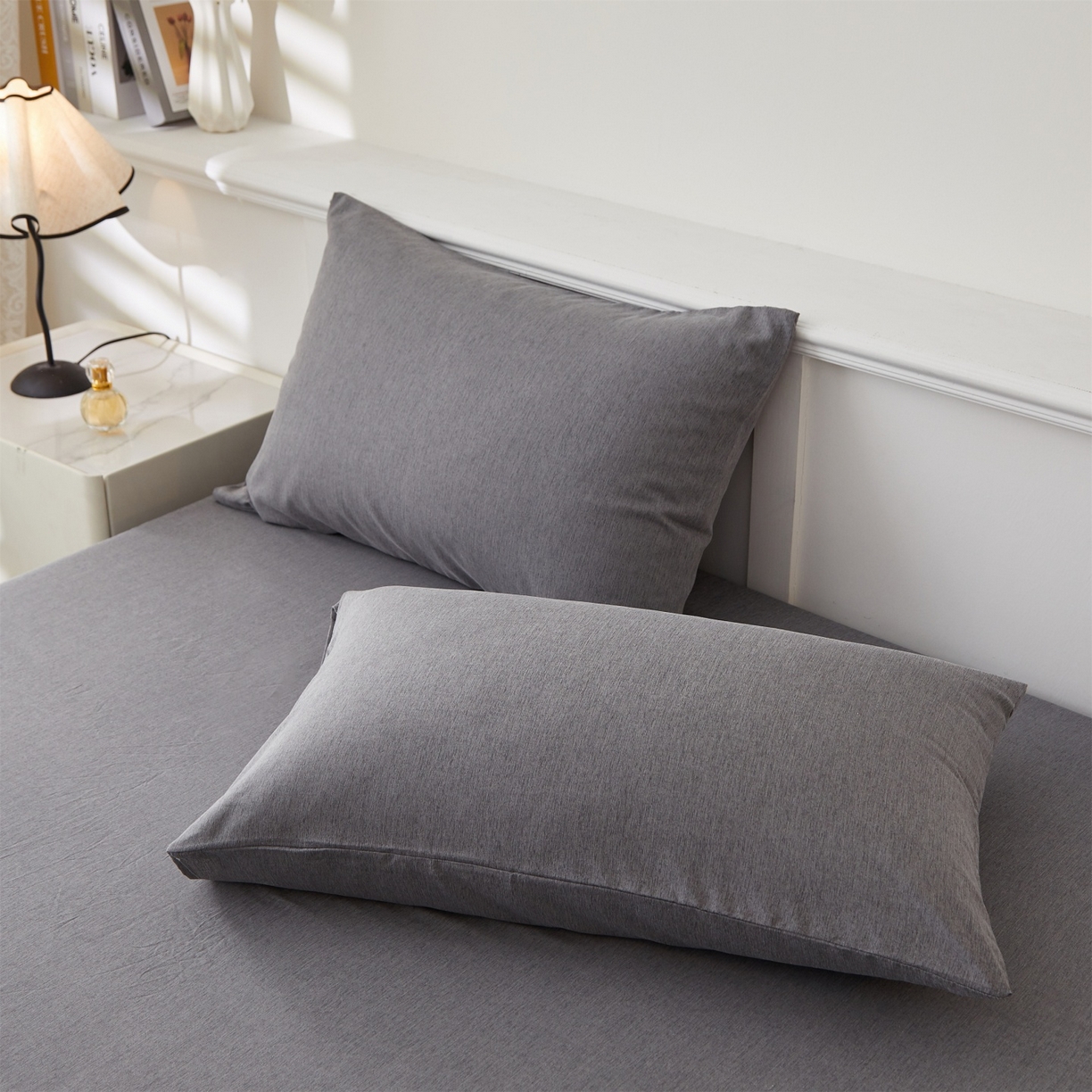 91家纺网 家纺一手货源 找家纺 伊赛家纺 2026新款竹纤维单品床裙系列 浅灰