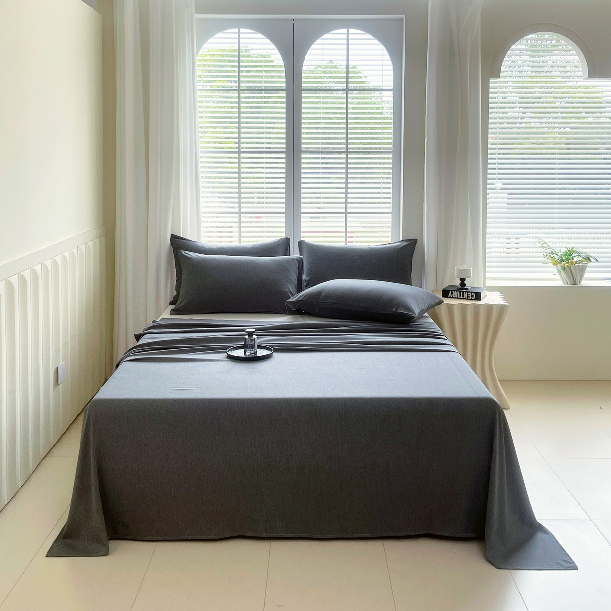 91家纺网 家纺一手货源 找家纺 伊赛家纺 2026新款竹纤维单品床单系列 浅灰