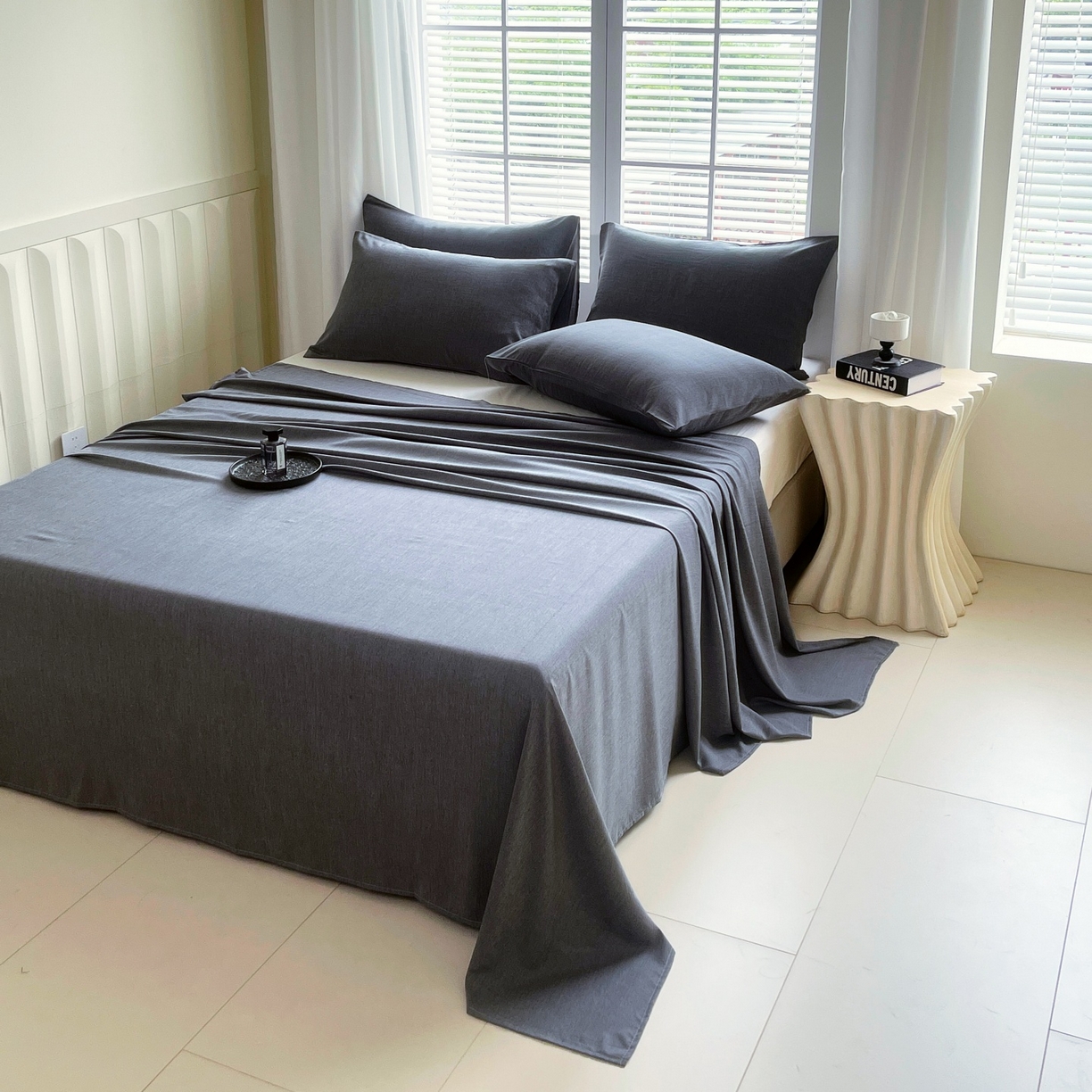 91家纺网 家纺一手货源 找家纺 伊赛家纺 2026新款竹纤维单品床单系列 浅灰