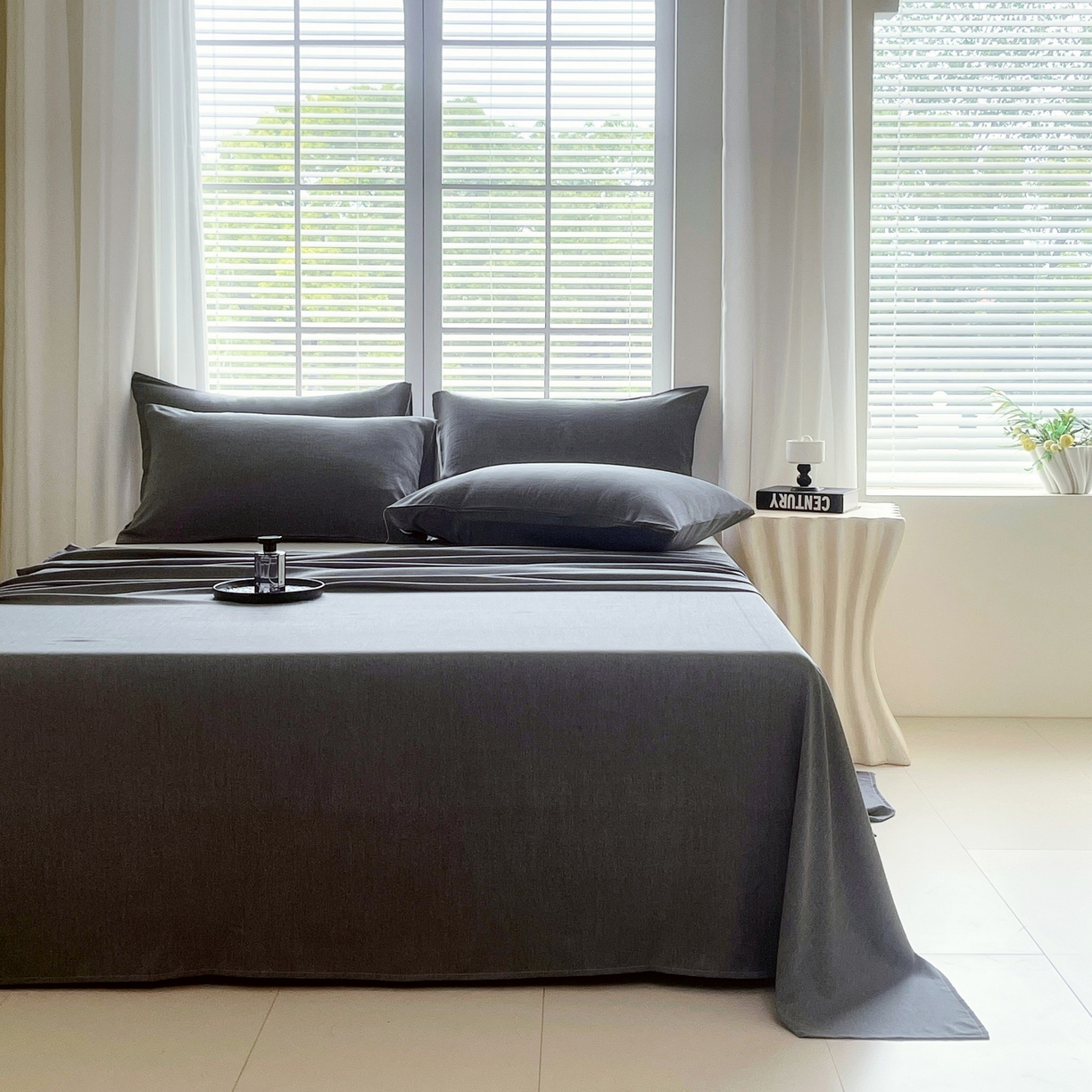 91家纺网 家纺一手货源 找家纺 伊赛家纺 2026新款竹纤维单品床单系列 浅灰