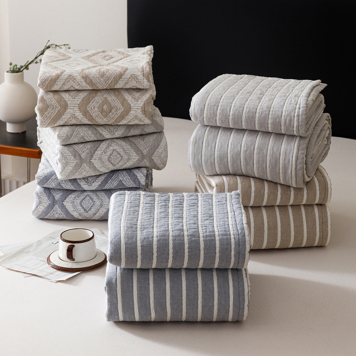 91家纺网 家纺一手货源 找家纺 （总）悦然毛巾被 2026新款全棉外贸条纹格子纱布盖毯