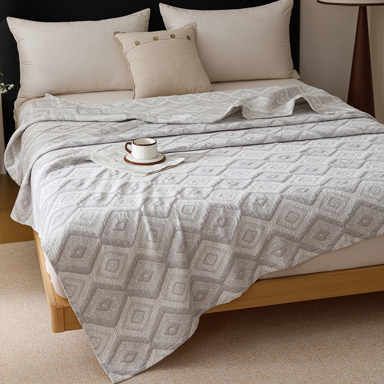 91家纺网 家纺一手货源 找家纺 悦然毛巾被 2026新款全棉外贸条纹格子纱布盖毯 极简灰