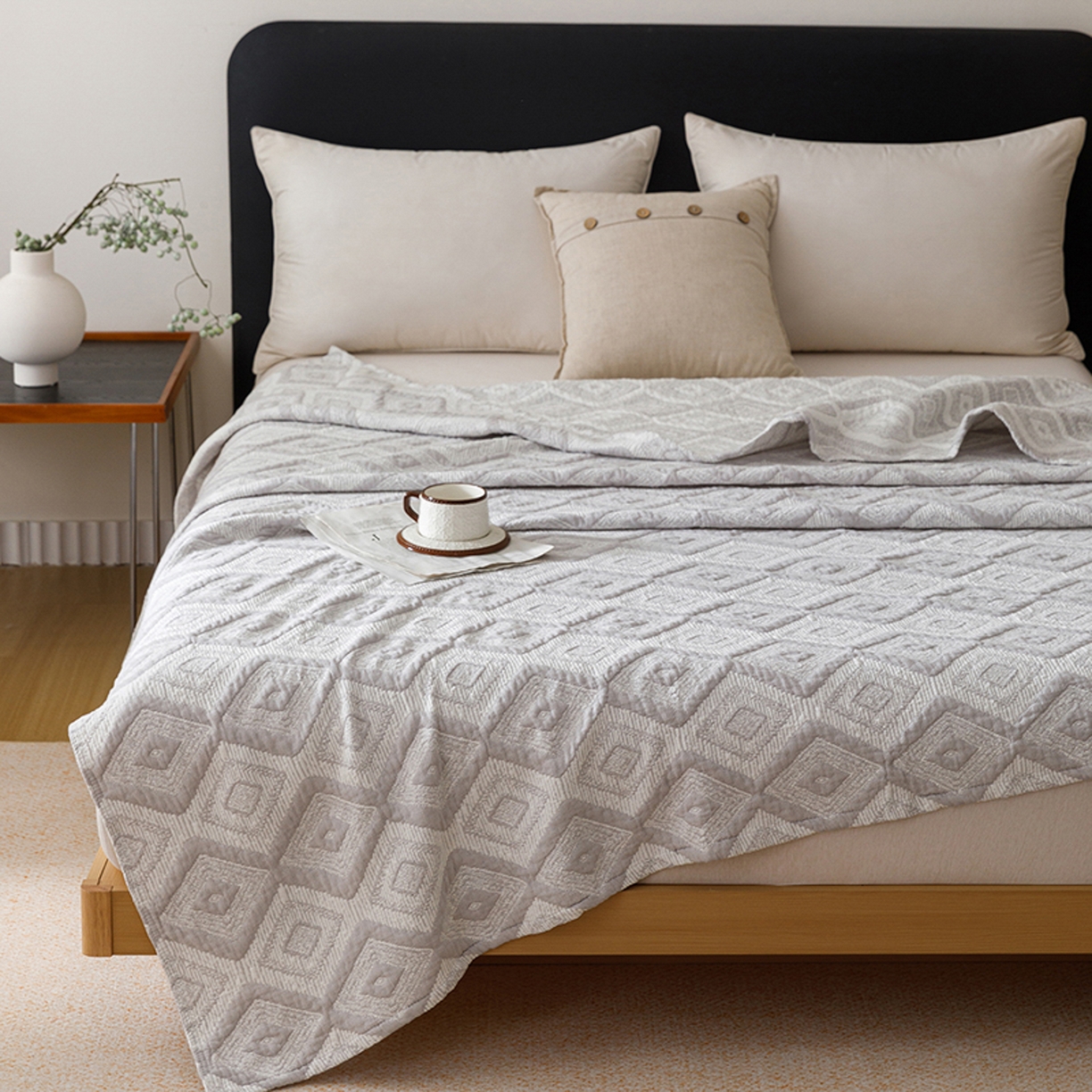 91家纺网 家纺一手货源 找家纺 悦然毛巾被 2026新款全棉外贸条纹格子纱布盖毯 极简灰