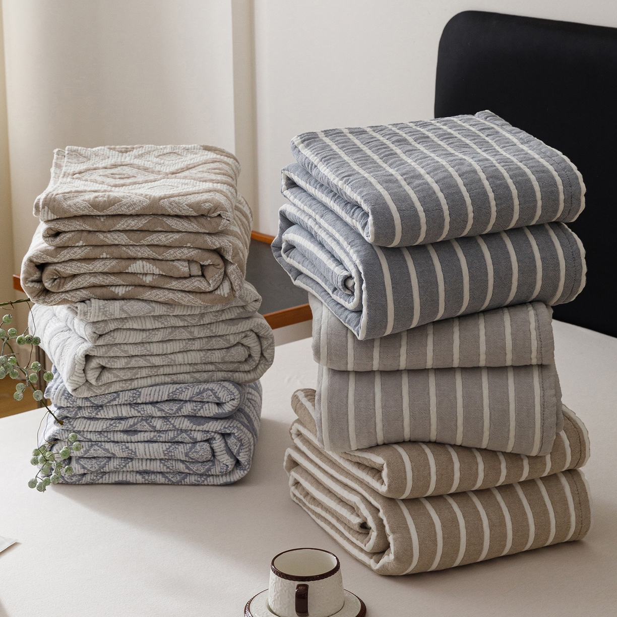 91家纺网 家纺一手货源 找家纺 悦然毛巾被 2026新款全棉外贸条纹格子纱布盖毯 组合图（仅供展示不可下单）