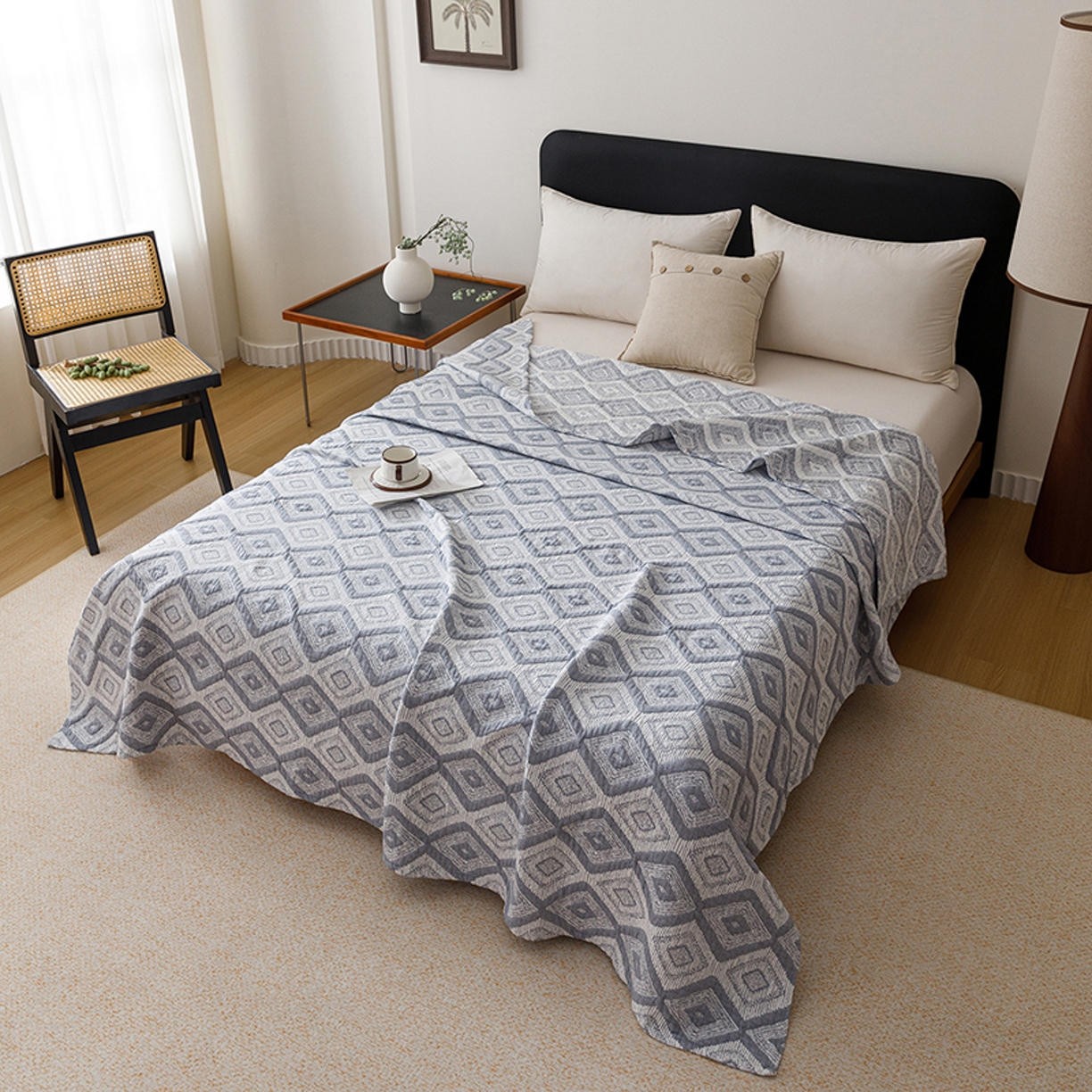 91家纺网 家纺一手货源 找家纺 悦然毛巾被 2026新款全棉外贸条纹格子纱布盖毯 极简蓝