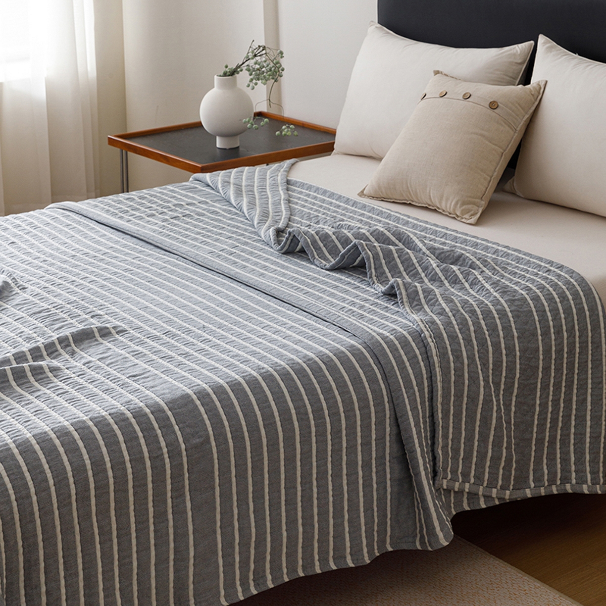 91家纺网 家纺一手货源 找家纺 悦然毛巾被 2026新款全棉外贸条纹格子纱布盖毯 初语蓝